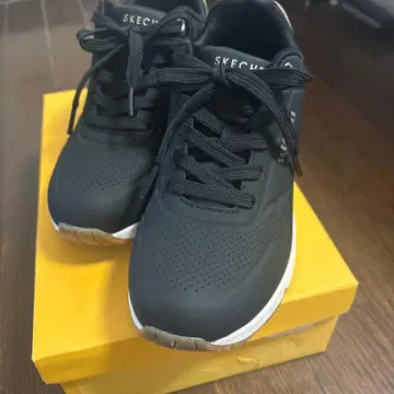 스케쳐스 스니커즈 블랙 22.5cm