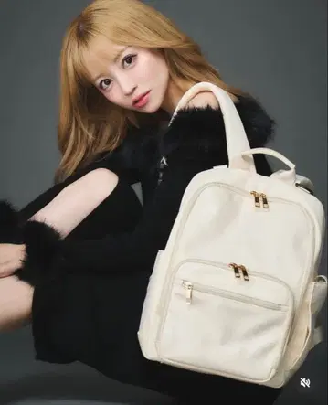 Emiria Wiz 화이트 M 백팩 새상품