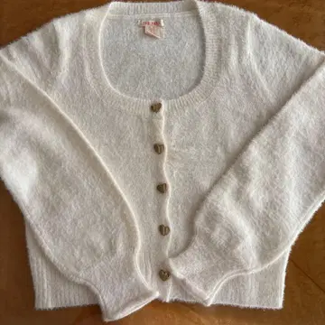 하트 버튼의 복슬복슬 니트 가디건