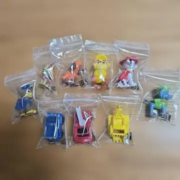 파우 패트롤 미니 피규어 9개 세트입니다.