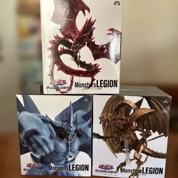 미개봉 유희왕 삼환신 오시리스 라 오벨리스크 피규어 세트