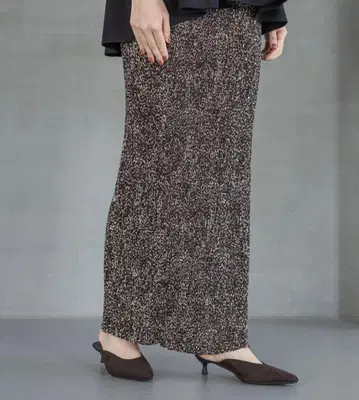 [ Apart by ] 인기 완판 플리츠 이지 타이트 스커트 브라운