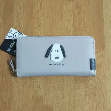 새상품 스누피 복슬복슬 자수 장지갑 그레이지