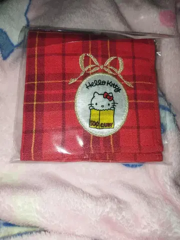 헬로키티전 한정판 체크 무늬 손수건 25cm