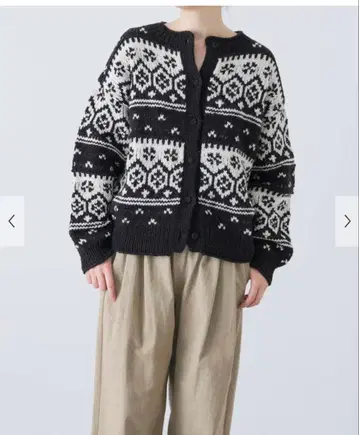 택 포함 새상품 카구레 페루 노르딕 가디건 어반 리서치 도어스