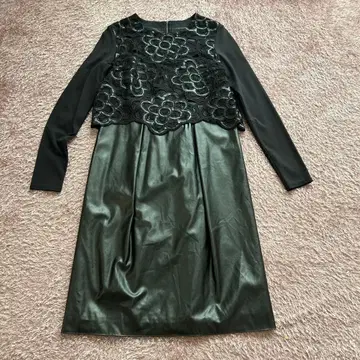 (새상품) 히로코비스*합성 피혁 원피스