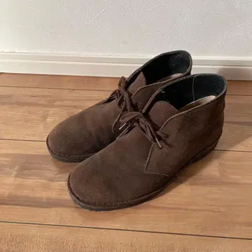 Clarks 브라운 처카 부츠