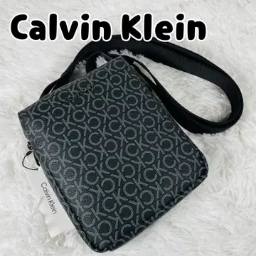 미사용 새상품 캘빈클라인 크로스 바디백 숄더 올 패턴 블랙