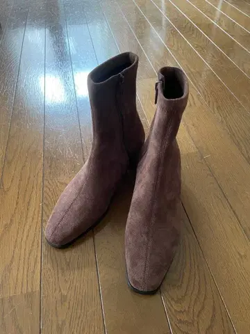새상품 디홀릭 숏부츠 스웨이드 브라운 23