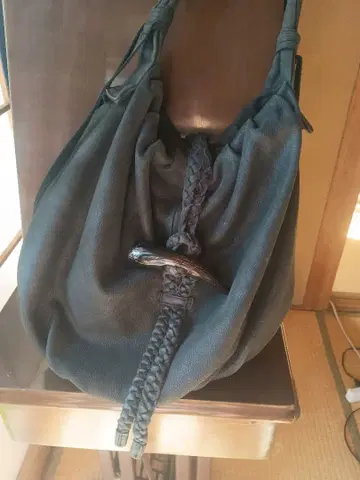 가죽제품 숄더 백