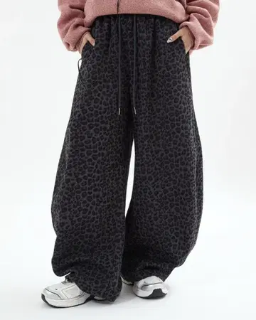 레오파드 벌룬 맨투맨 L2204 M black 지저인 ONLINE