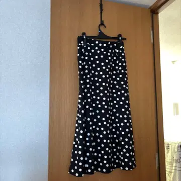 유나이티드 애로우즈 스커트 롱