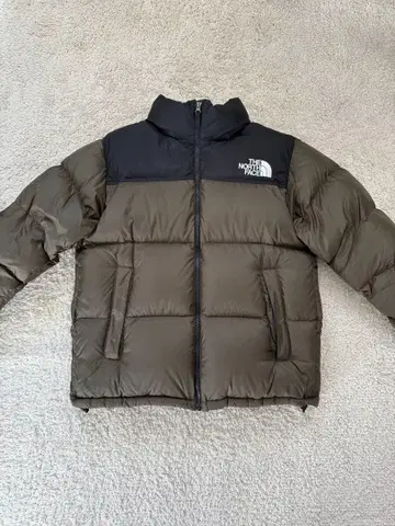 THE NORTH FACE 다운 자켓 블랙/올리브