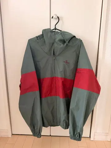 최종 가격 인하입니다!! Hide and Seek 나일론 자켓 셋업