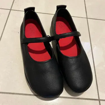 캠퍼 블랙 플랫슈즈 39