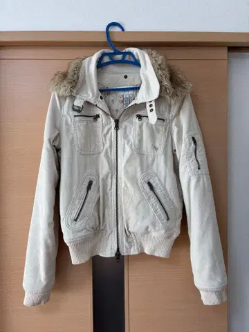 아바클로 Anercrombie&Fitch 여성용 L 사이즈 코듀로이