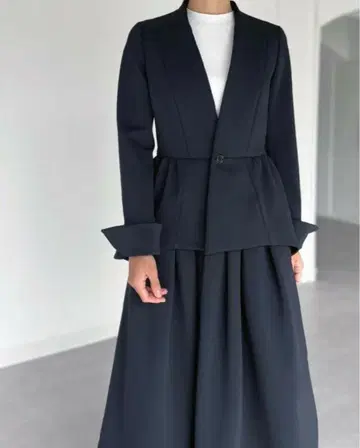 she tokyo anna navy 38