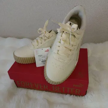 PUMA 아이보리 레오파드 스니커즈