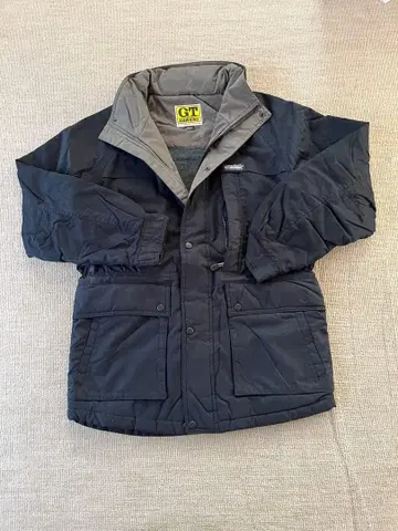 Hawkins 블랙 다운 자켓