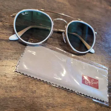 Ray Ban
