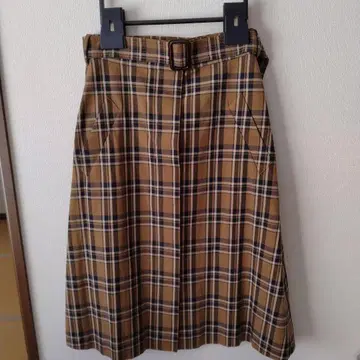 브라운 계열 체크 롱 스커트 허리 벨트 포함