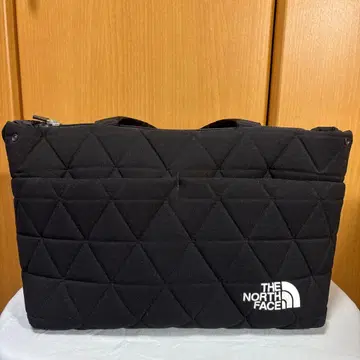 THE NORTH FACE 퀼팅 토트백 블랙
