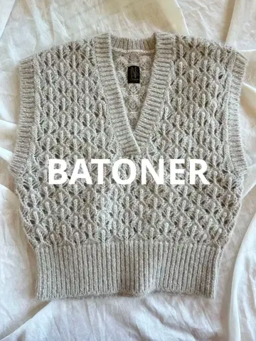 [ 새상품급 ] BATONER V넥 니트 베스트