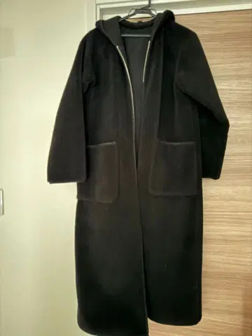 어반 리서치 후드 부착 블랙 롱 코트 프리 사이즈