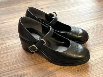 DIANA 다이애나 스트랩 슈즈 펌프스 사이즈 23.5