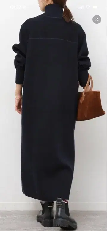 저널 스탠다드 레리움 맨투맨 라이크 하프 지퍼 원피스