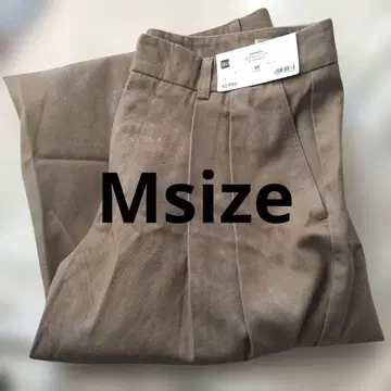 GU 치노 배럴 레그 턱 팬츠 베이지 M 사이즈