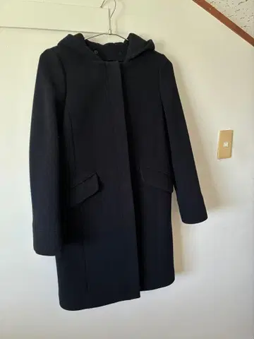 새상품 그린 라벨 릴랙싱 2way 노카라 후드 코트