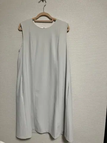 M-PREMIER 슬리브리스 원피스 36 화이트