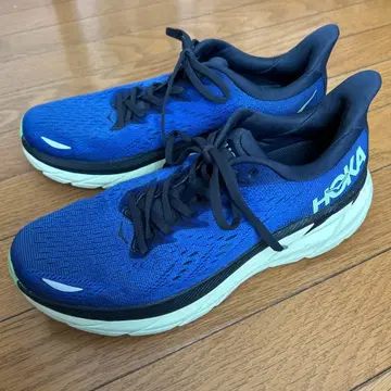 HOKA 러닝화 CRIFTON 8