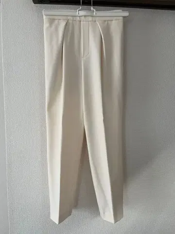 멜로즈 Tiara 울 팬츠 S 사이즈