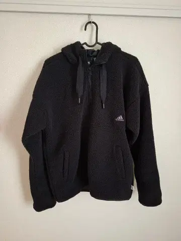 adidas 블랙 보아 자켓 M 사이즈