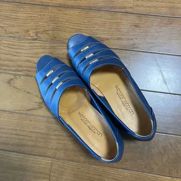 [ 거의 미사용! ] 원더우먼 오픈토 플랫 펌프스 네이비