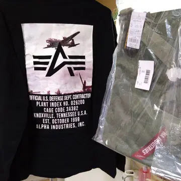 ALPHA INDUSTRIES 미사용 2점 사진 T셔츠+레코드 백