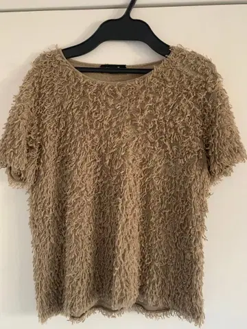 드로어 베이지 반팔 프린지