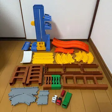 토미카 시스템 5WAY 더블 리프트 도로 세트 미니카 포함