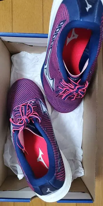 Mizuno WAVE 러닝화 새상품 미사용 23.5cm