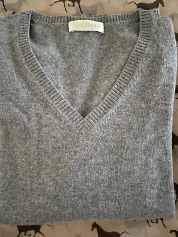 UNIQLO 캐시미어 스웨터 (XL)