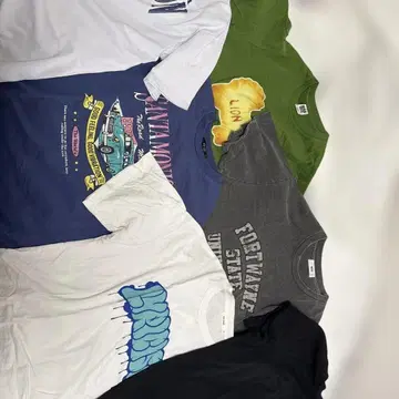 T셔츠 세트 (화이트, 그린, 네이비, 블랙) 7세트