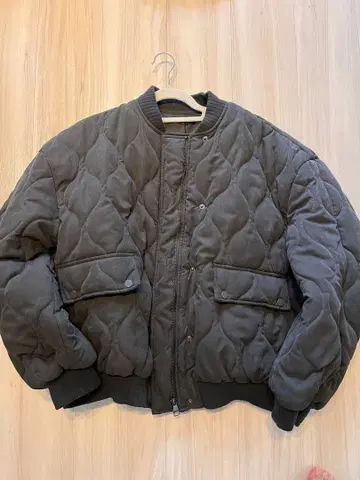 퀼팅 봄버 자켓 다크 그레이