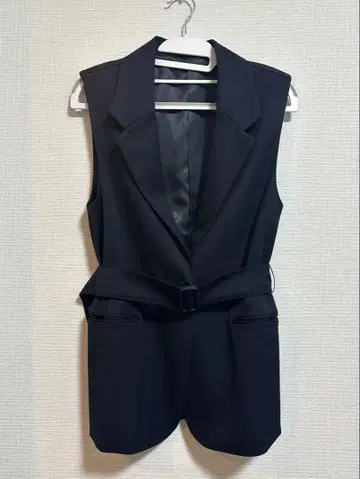 울 슬리브리스 자켓 콩트와 데 코토니에