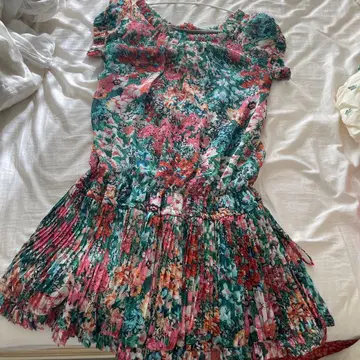 neigh 플로럴 프린트 반팔 미니 원피스