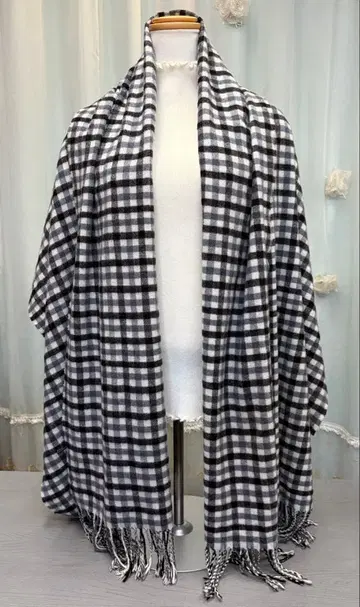 23구 퓨어 캐시미어 체크 무늬 스톨 180 x 72cm