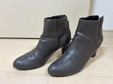 그레이 앵클부츠 힐 7cm