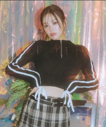 [ 새상품급 ] 시스루 니트 라인 리본 상의