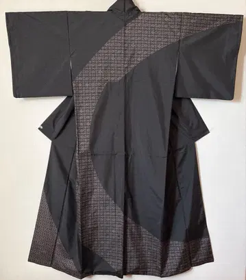 본고장 아마미 오시마 명주 하나비시 문양 호몬기